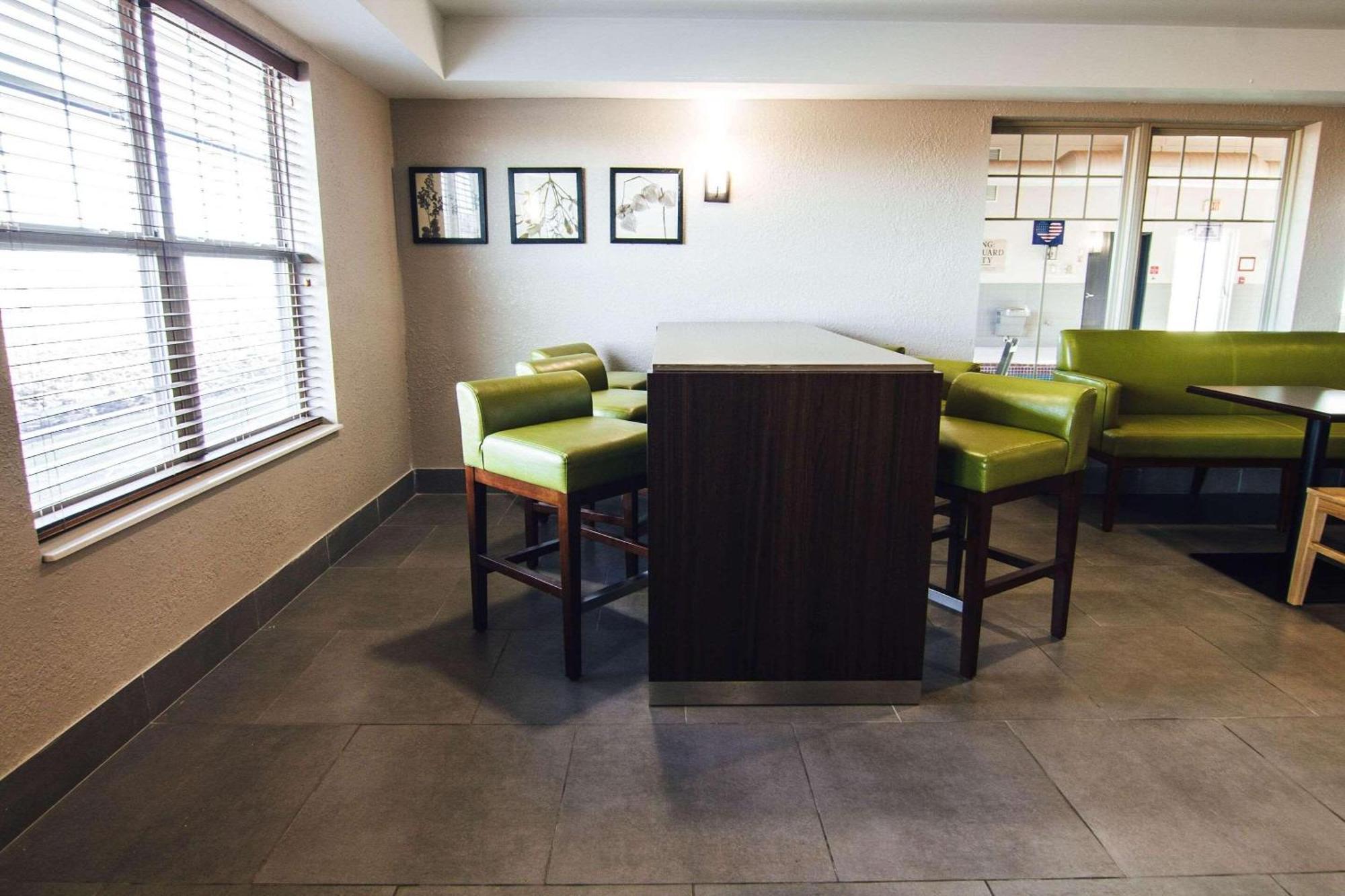 Country Inn & Suites By Radisson, Stockton, Il Exteriér fotografie